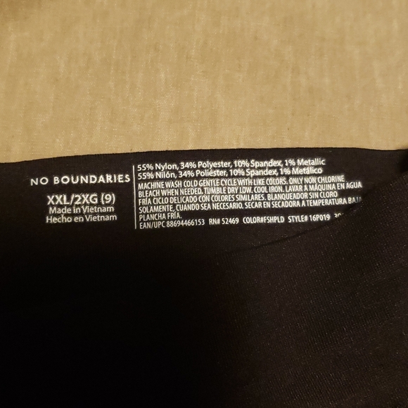 Thong - Picture 4 of 5